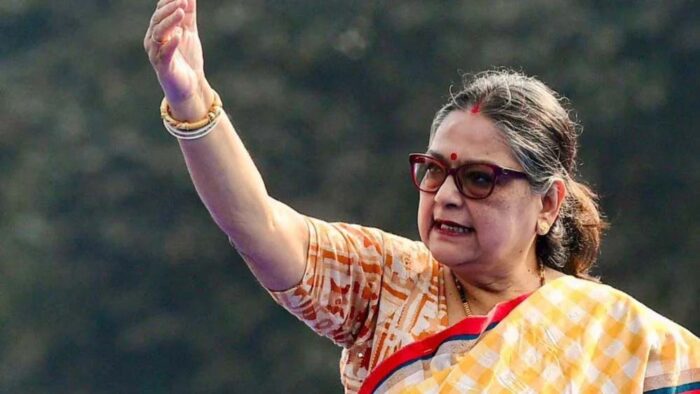 TMC में बढ़ी अंदरूनी कलह? काकोली घोष ने पार्टी के सभी पद छोड़े, ममता की बढ़ी टेंशन