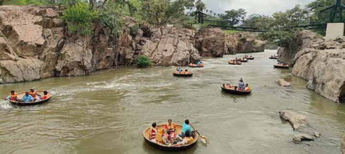 रांची प्रशासन का बड़ा फैसला, बोटिंग के दौरान लाइफ जैकेट अनिवार्य और सुरक्षा जांच सख्त