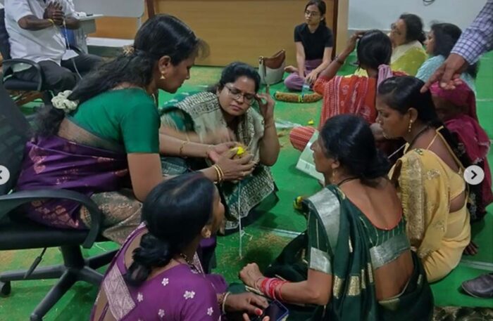 औषधि पादप बोर्ड की नई कार्ययोजना से आत्मनिर्भरता की नई इबारत लिख रही हैं ग्रामीण महिलाएं