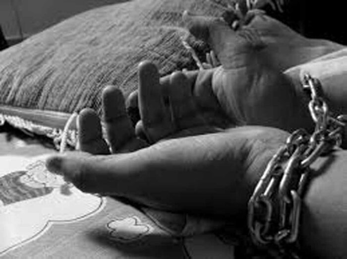 गोपालगंज रेस्क्यू ऑपरेशन: ट्रैफिकिंग गिरोह से 44 लड़कियां छुड़ाईं, कई राज्यों से जुड़ा नेटवर्क उजागर