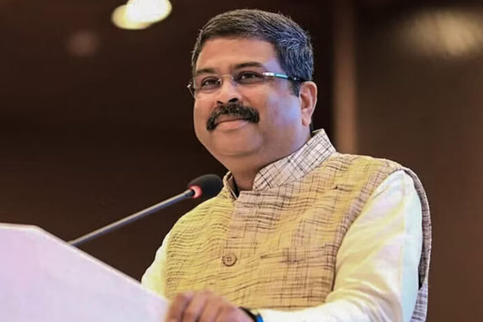छात्रों को लेकर धर्मेंद्र प्रधान सख्त, कहा- हर शिकायत का होगा समाधान