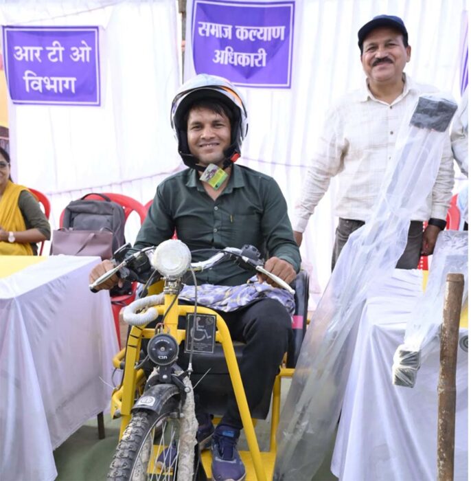 सपनों को मिले पहिए: भीमा मारकंडे की ‘बैसाखी’ से ‘आत्मनिर्भरता’ तक की प्रेरक यात्रा