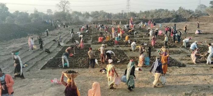 तालाबों के जीर्णोद्धार से संवर रहे गांव, जल संरक्षण और आजीविका को मिल रहा नया आधार