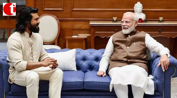 पैन-इंडिया फिल्म ‘पेद्दी’ स्टार राम चरण ने प्रधानमंत्री नरेंद्र मोदी से मुलाकात को किया याद, जानें क्या कहा
