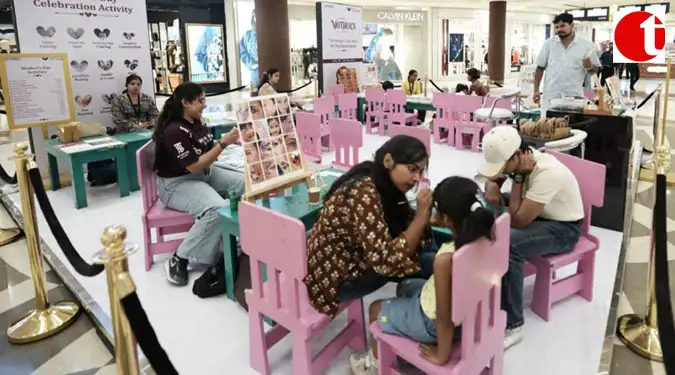 Phoenix Palassio Celebrates Memorable Mother’s Day with Art, Creativity, and Shopping