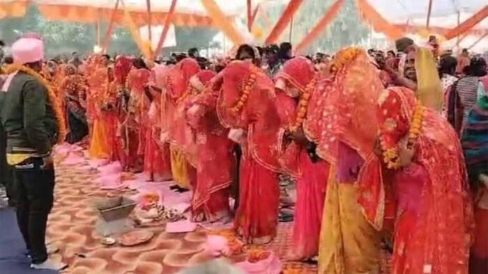 यूपी में 2017 से अब तक अल्पसंख्यक वर्ग के 52,134 जोड़ों की शादी इस योजना के तहत संपन्न कराई जा चुकी