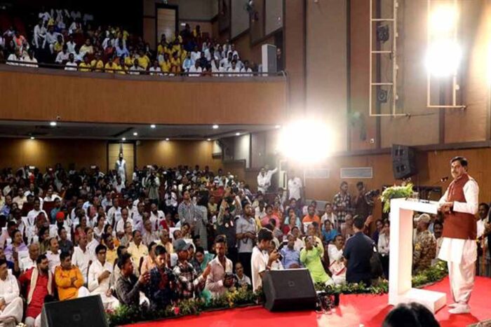 नदियां हमारी प्रत्यक्ष शक्तियां हैं : दादा गुरू