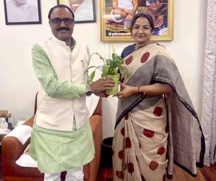 राज्यमंत्री  बागरी ने नवीन एवं नवकरणीय ऊर्जा मंत्री से भेंट कर जताया आभार