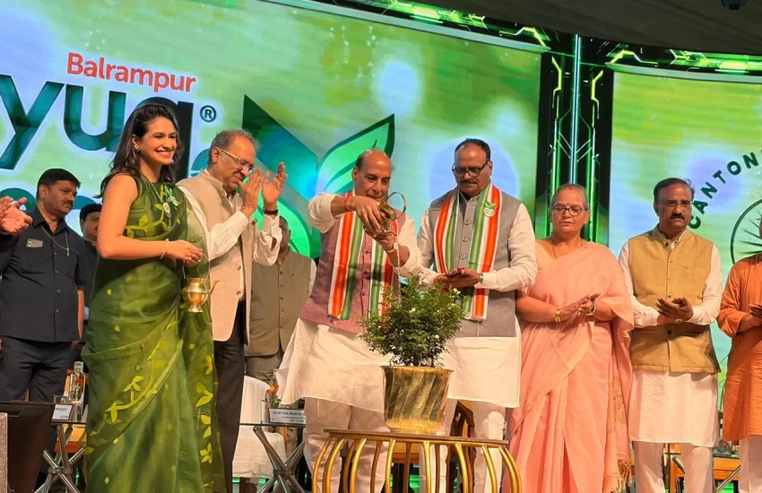 बायोप्लास्टिक अपनाने की दिशा में ऐतिहासिक पहल, रक्षा मंत्री राजनाथ सिंह ने किया ‘बायोयुग ग्रीन कमांड 2026’ का शुभारंभ