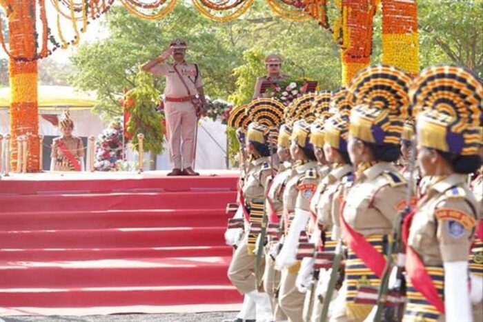 डीजीपी  कैलाश मकवाणा के मुख्य आतिथ्य में पुलिस प्रशिक्षण महाविद्यालय इंदौर में 78वें नव आरक्षक बुनियादी प्रशिक्षण सत्र का दीक्षांत समारोह सम्पन्न