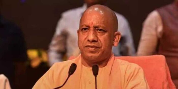 त्योहारों, बड़े आयोजनों, भर्ती परीक्षाओं और विशेष अवसरों पर रेलवे स्टेशनों पर यात्रियों को किसी प्रकार की असुविधा न हो: मुख्यमंत्री