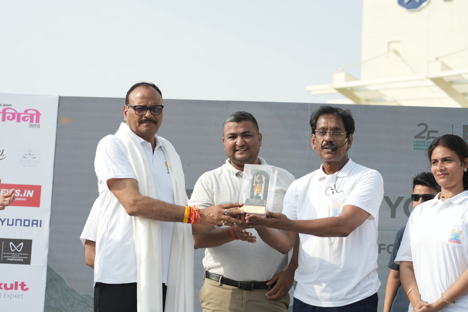 Max Hospital, Lucknow, Celebrates International Yoga Day with Over 500 Participants, Promotes Holistic Health and Wellness