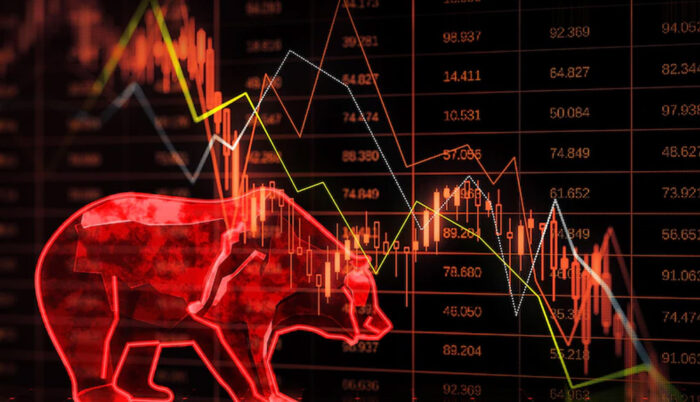 Stock Market Crash: बाजार में बड़ी गिरावट, मिड-स्मॉल कैप धड़ाम, निफ्टी 24,000 के करीब पहुंचा