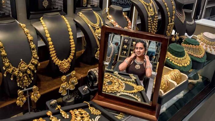 Gold-Silver Price Rise: चांदी ने तोड़े रिकॉर्ड, सोना भी हुआ महंगा; निवेशकों की बढ़ी दिलचस्पी