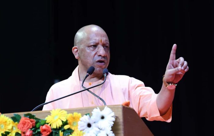 CM योगी की घोषणा पर तेजी से कार्रवाई, टेक्सटाइल पार्क के लिए जमीन ट्रांसफर के आदेश, निवेशकों के लिए अवसर
