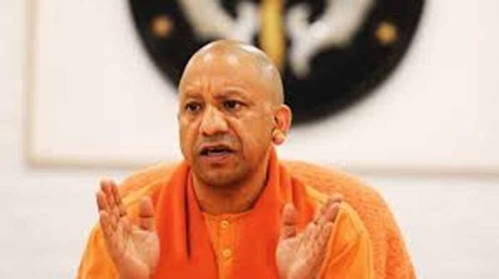 तबादला नीति के अंतिम दिन स्वास्थ्य विभाग की कार्रवाई, अलीगढ़-वाराणसी समेत कई जिलों में बदले गए CMO