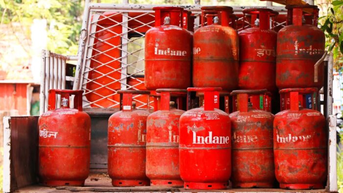 भारी सिलेंडर से राहत, BPCL लाया नया हल्का कंपोजिट LPG सिलेंडर