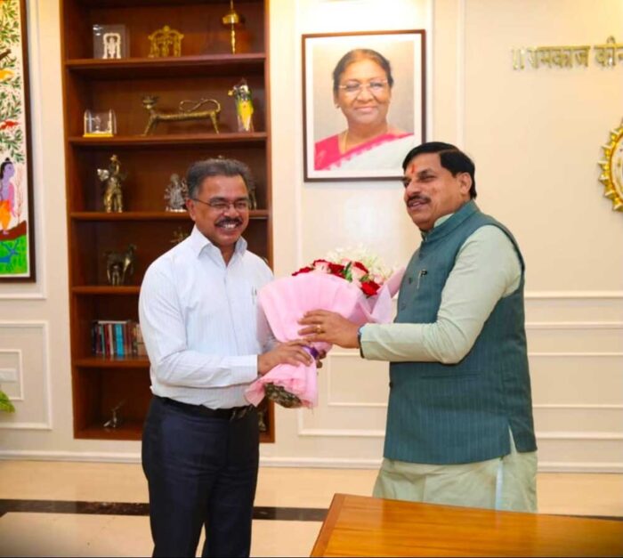 अपर मुख्य सचिव से मुख्य सचिव तक का सफर, अशोक बर्णवाल को मिली प्रदेश की बड़ी जिम्मेदारी