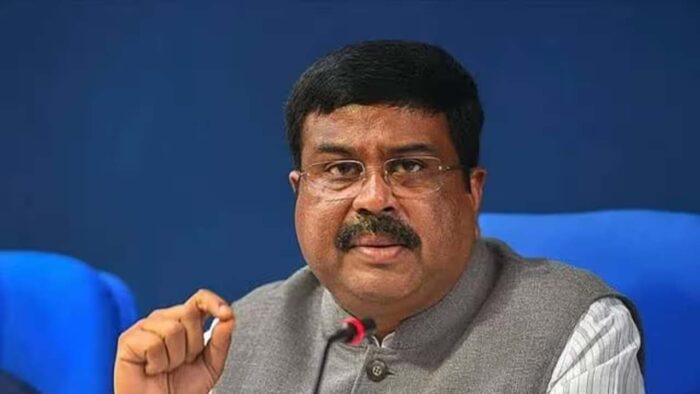 इस्तीफे के बाद धर्मेंद्र प्रधान बोले- युवाओं को गुमराह करने की कोशिश हुई